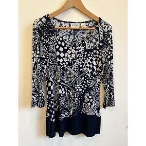 Chicos Travelers Sz 0 (SMALL) Blue White Geo Floral Print Tunic Top USA Made EUC